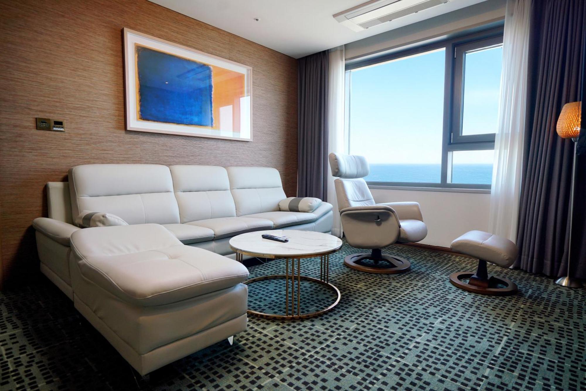Grabel Hotel Jeju Exterior foto